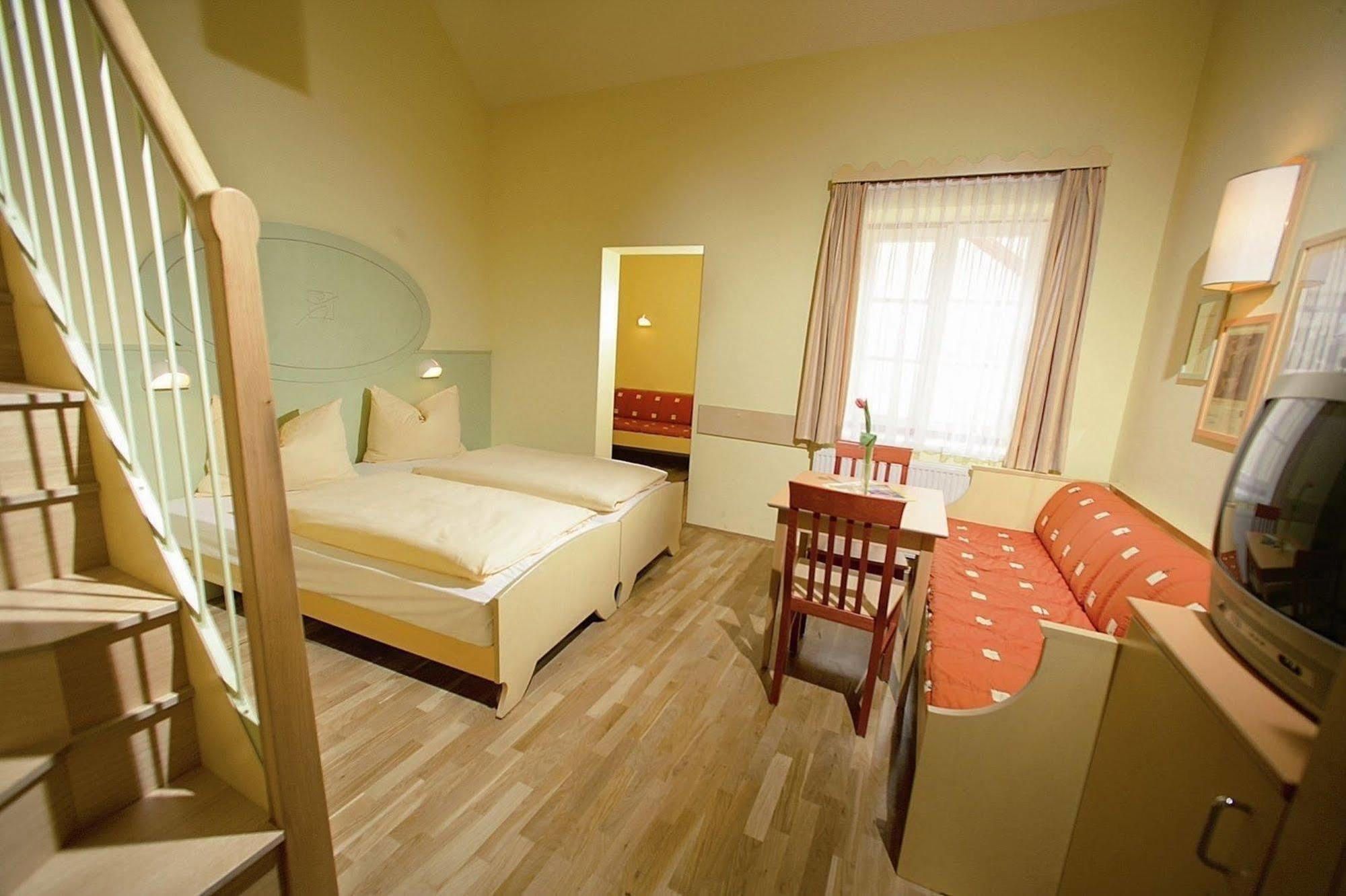 Jufa Hotel Oberwoelz-Lachtal Oberwoelz Stadt Phòng bức ảnh